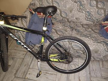 Bici Marca Scott modello scale 70 