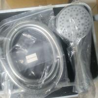 Doccietta e tubo liscio per doccia