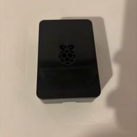 Raspberry Pi 2B + Case Nero + MicroSD 32GB