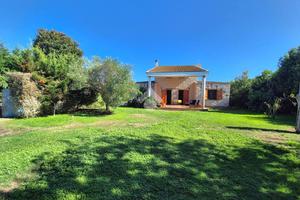 VILLA SINGOLA A TARQUINIA