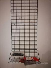 Grata appendi abiti con mensola