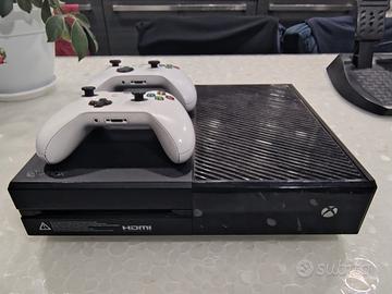 Xbox One 1T + accessori vari