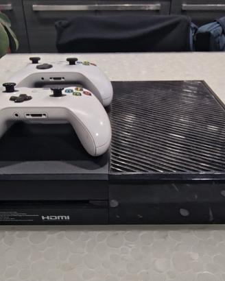 Xbox One 1T + accessori vari