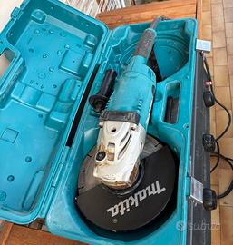 Smerigliatrice angolare Makita