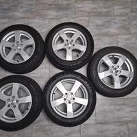 5 Ruote invernali 205/60 R16 con cerchi in lega