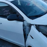 Sportelli Lancia y 2015