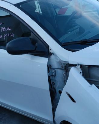 Sportelli Lancia y 2015