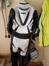 tuta da moto