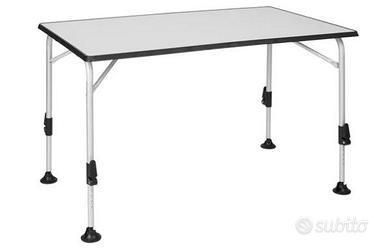 Tavolino per il campeggio