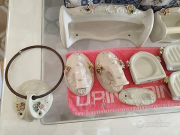 set di arredamento vintage per bagno