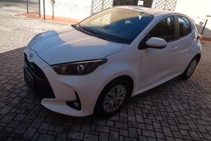 Toyota Yaris 1.0 5 porte Active