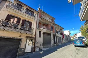 4 LOCALI A ROCCA PRIORA