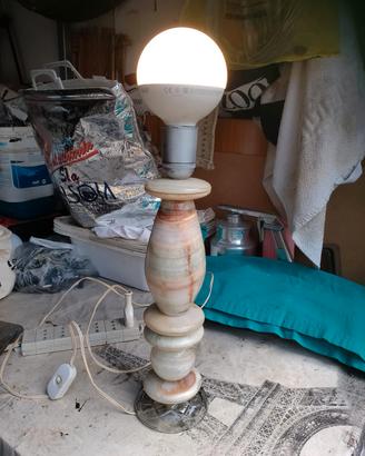 Lampada da tavolo in onice Design classico 