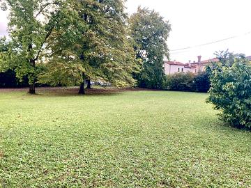 TERRENO con PROGETTO APPROVATO a RONCADE