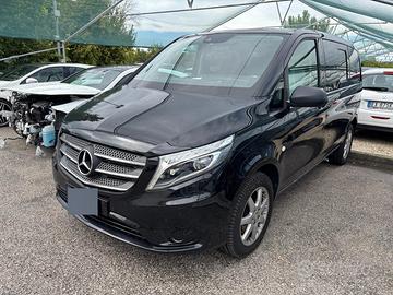 Mercedes vito mixto 116 4x4 motore rotto
