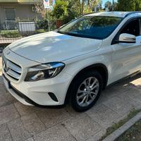 Mercedes-benz GLA 180 GLA 180 d Executive