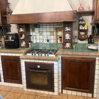 cucina con sportello legno massello