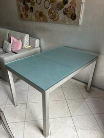 Tavolo allungabile vetro temperato  gambe metallo