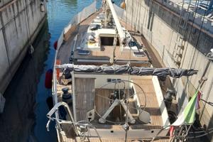 ANGELICA SLOOP ONE OFF