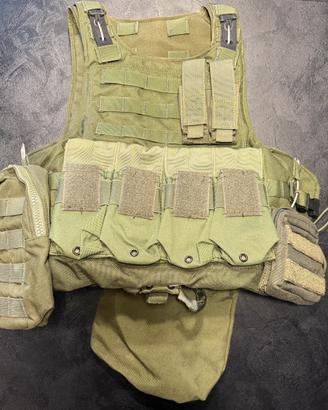 Gilet tattici, tasche e buffetteria softair