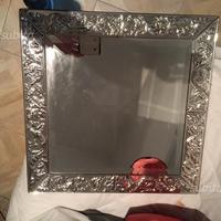 Specchiera con cornice in argento