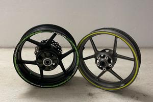 Coppia cerchi kawasaki zx6r dal 2009 al 2017