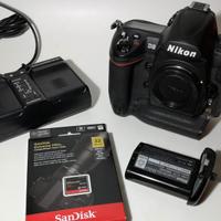 Nikon D3 (Meno di 5.000 scatti)