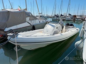 Gommone cantieri partenopei squignizzo 31