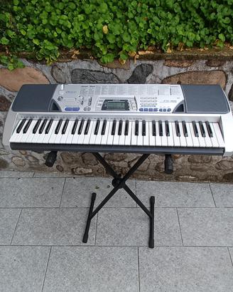 Tastiera Casio CTK-496 con supporto stand inclusa