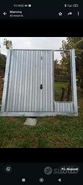 Porta garage basculante con porticina in alluminio