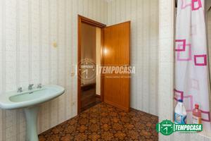 VILLA IMMERSA NEL VERDE