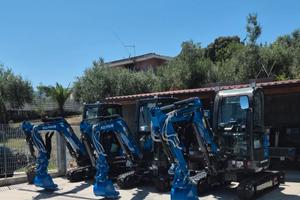 Miniescavatori Nuovi Rippa 26 e 32 q.li - GARANZIA