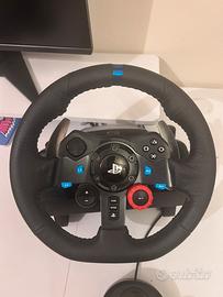 Volante Logitech g29 con pedaliera e cambio ad H