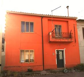 Appartamento indipendente da ristrutturare