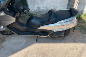 scooter majesty 400 (trattabile)