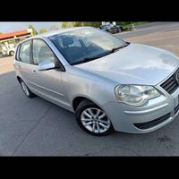Polo benzina e gpl 2009