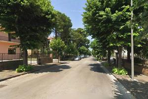 Appartamento di 107 m² con più di 5 locali e box a