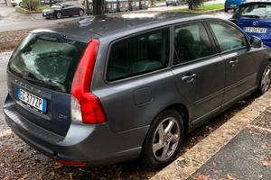 VOLVO V50 Feb 2011