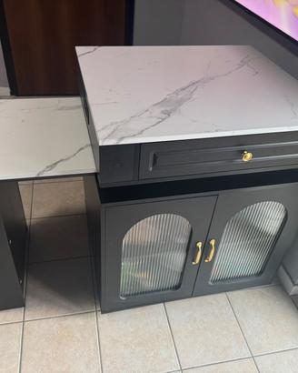 Tavolo ad isola estraibile contenitore led