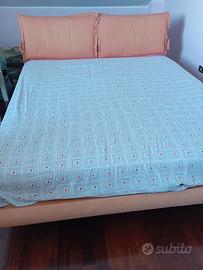 Letto matrimoniale 