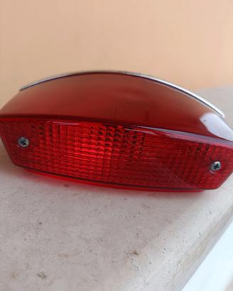 Fanale posteriore scooter marca ONE