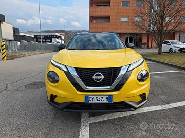 Nissan Juke Tekna 1.0 dig-t 114 cv cambio manuale