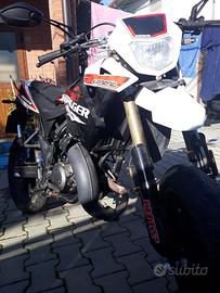 Moto Motard Generic Trigger 50 SM - 2013