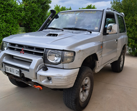Pajero target 2.8 gls