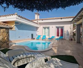 Villa con Piscina a Cala Sinzias