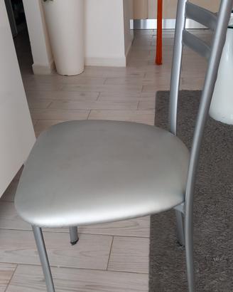 2sedie cucina