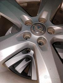cerchi Opel più gomme