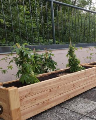 Fioriere in legno fatte a mano