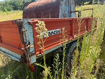 Rimorchio agricolo