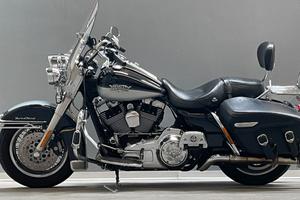 Harley-Davidson Road King C.V.O. - 2012